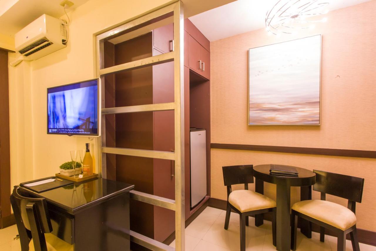 L Square Hotel Tarlac City Bagian luar foto