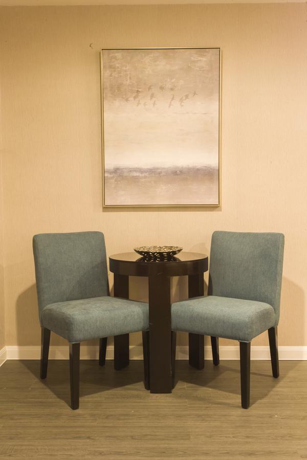 L Square Hotel Tarlac City Bagian luar foto