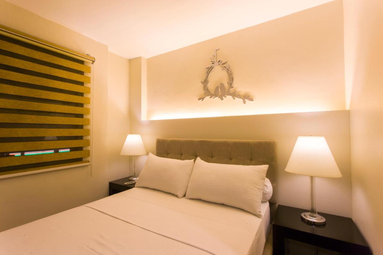 L Square Hotel Tarlac City Bagian luar foto